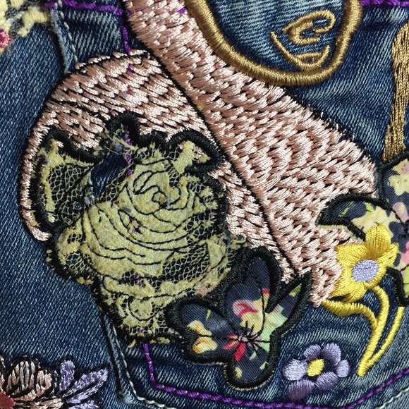 Jeans Dictionary Embroidered Bootcut Jeans Size 27 - Picture 8 of 8